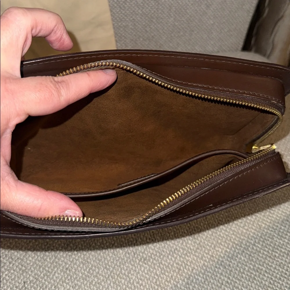 Louis Vuitton Damier Ebene Saint Louis Wristlet Authentic Brown, Unisex